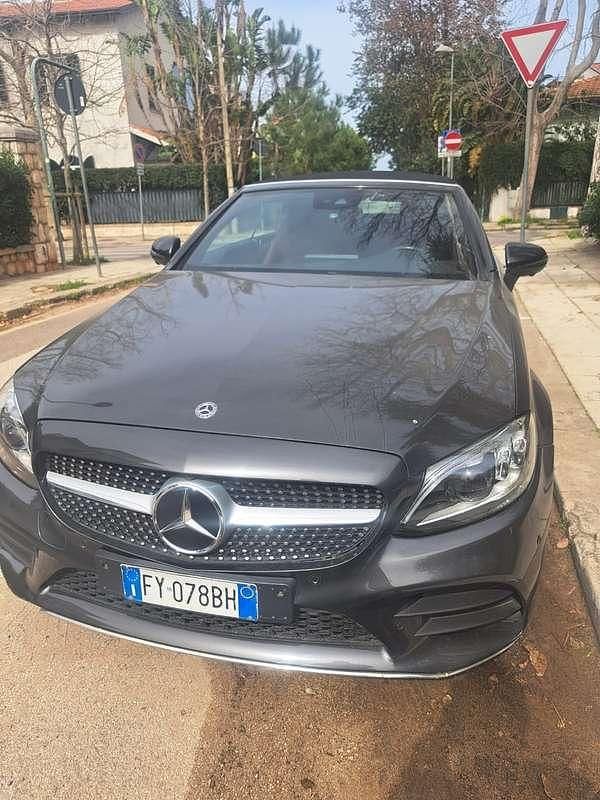 Usata Mercedes C220 Premium 194 CV (142 kW) 2019 Nero Cabrio