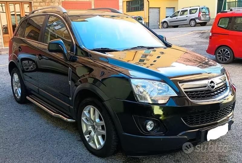 Usata Opel Antara Cosmo 163 CV (119 kW) 2012 Nero SUV