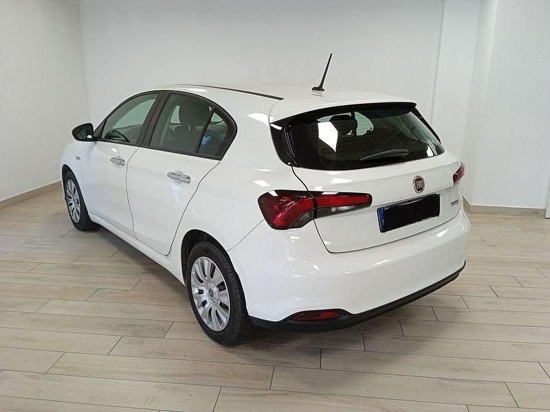 Usata Fiat Tipo Lounge 95 CV (69 kW) 2018 Bianco Utilitaria