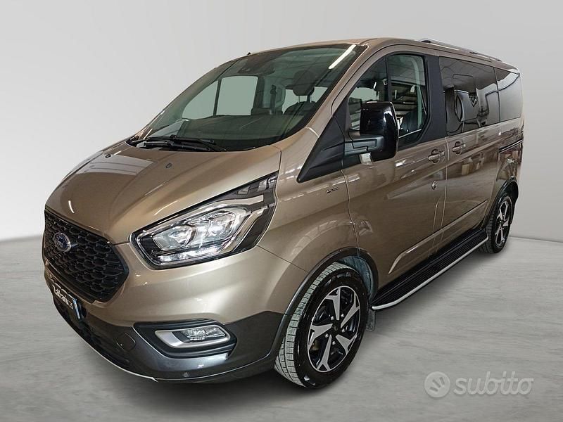 Begagnad Ford Tourneo S 150 HK (110 kW) 2022 Grå Minibuss