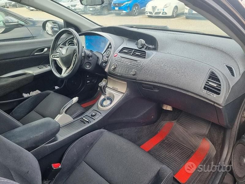 Usata Honda Civic Elegance 140 CV (102 kW) 2007 Nero Berlina