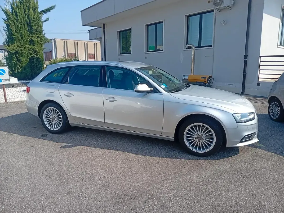 Usata Audi A4 Advanced 150 CV (110 kW) 2013 Argento Station wagon
