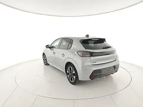 Usata Peugeot 208 Allure 101 CV (74 kW) 2024 Grigio scuro Utilitaria