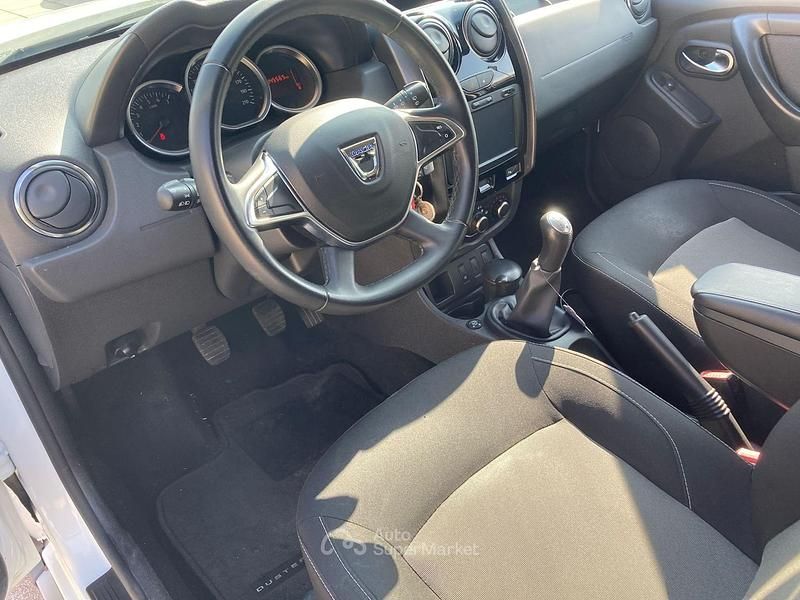 Usata Dacia Duster 114 CV (83 kW) 2017 Bianco SUV
