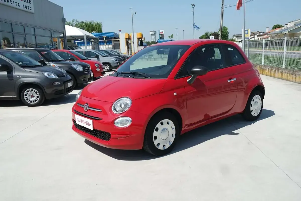 Usata Fiat 500 69 CV (50 kW) 2023 Rosso Utilitaria