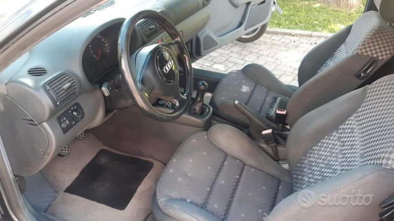 Usata Audi A3 110 CV (80 kW) 2000 Grigio Utilitaria