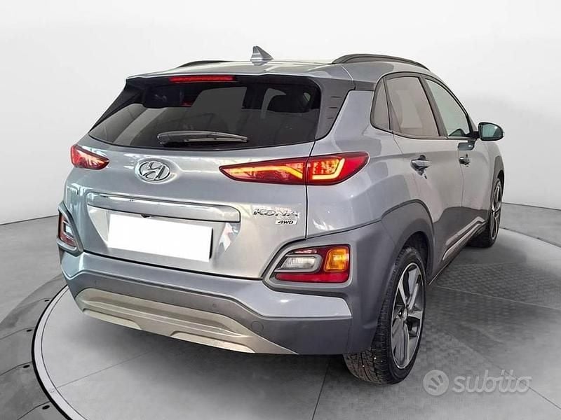 Usata Hyundai Kona 136 CV (100 kW) 2020 Grigio SUV