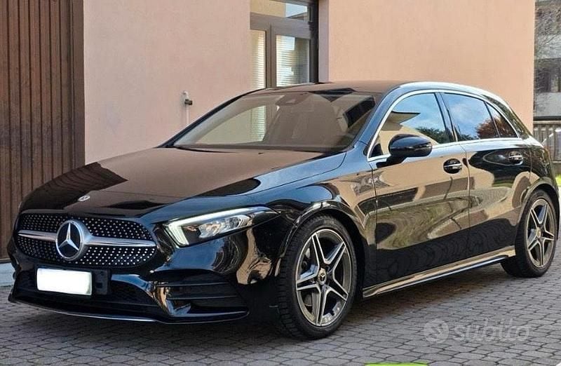 Usata Mercedes A200 Premium 163 CV (119 kW) 2021 Nero Berlina