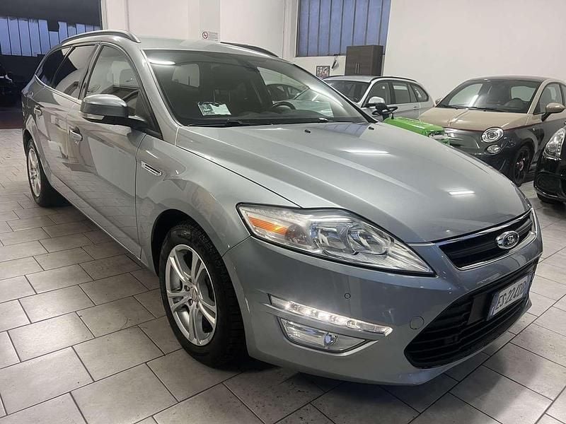 Usata Ford Mondeo 140 CV (102 kW) 2013 Grigio Station wagon