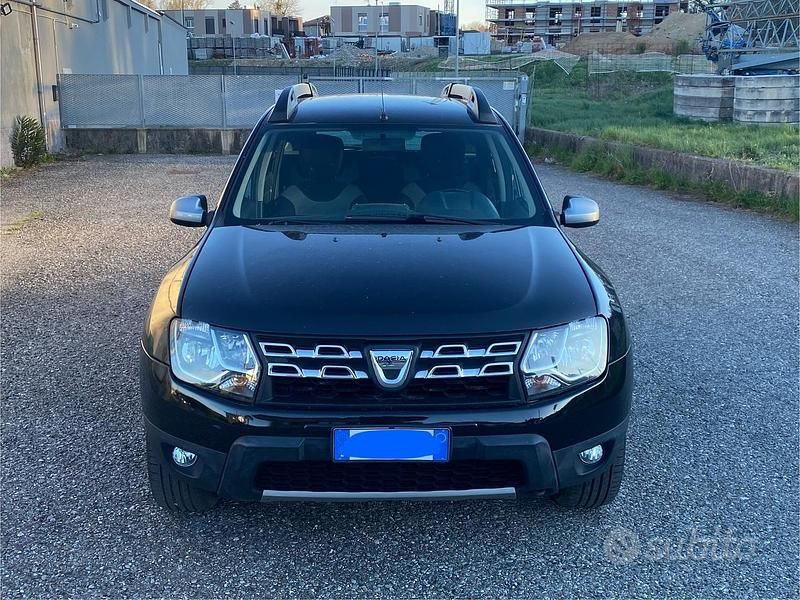Usata Dacia Duster Ambiance 110 CV (80 kW) 2016 Nero SUV