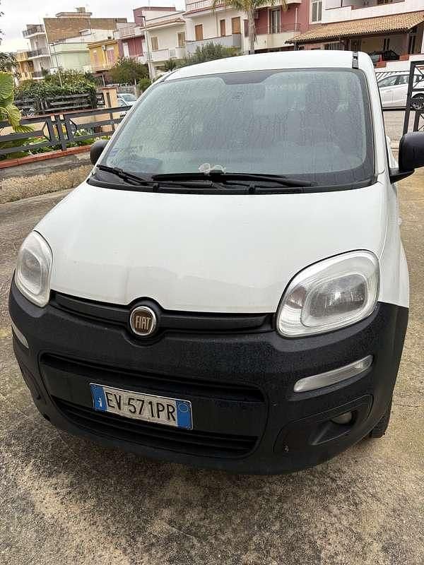 Usata Fiat Panda 4x4 37 CV (27 kW) 2014 Utilitaria