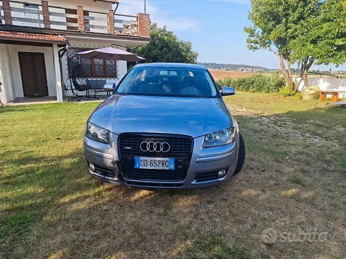 Usata Audi A3 Comfort 140 CV (102 kW) 2006 Grigio Utilitaria