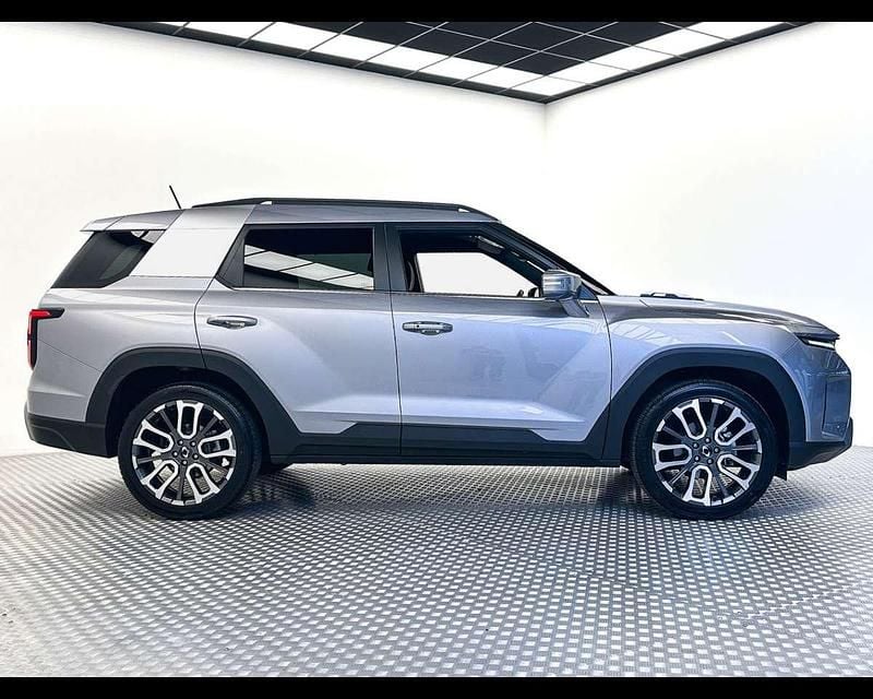 Usata KGM Torres 163 CV (119 kW) 2023 Argento met SUV
