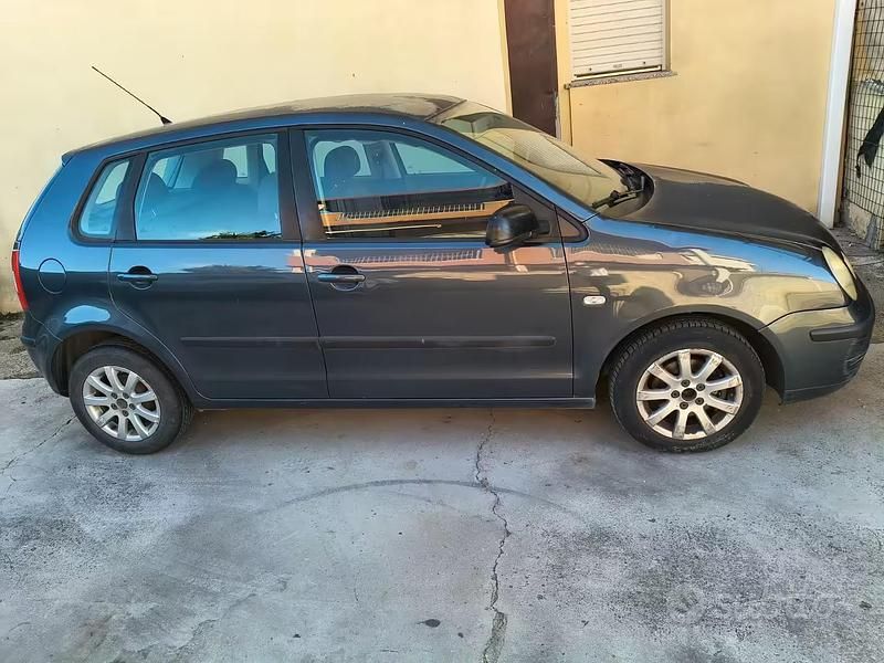 Usado VW Polo 75 CV (55 kW) 2005 Utilitario