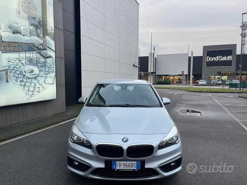 Usata BMW 218 Luxury Line 149 CV (109 kW) 2015 Grigio Station wagon