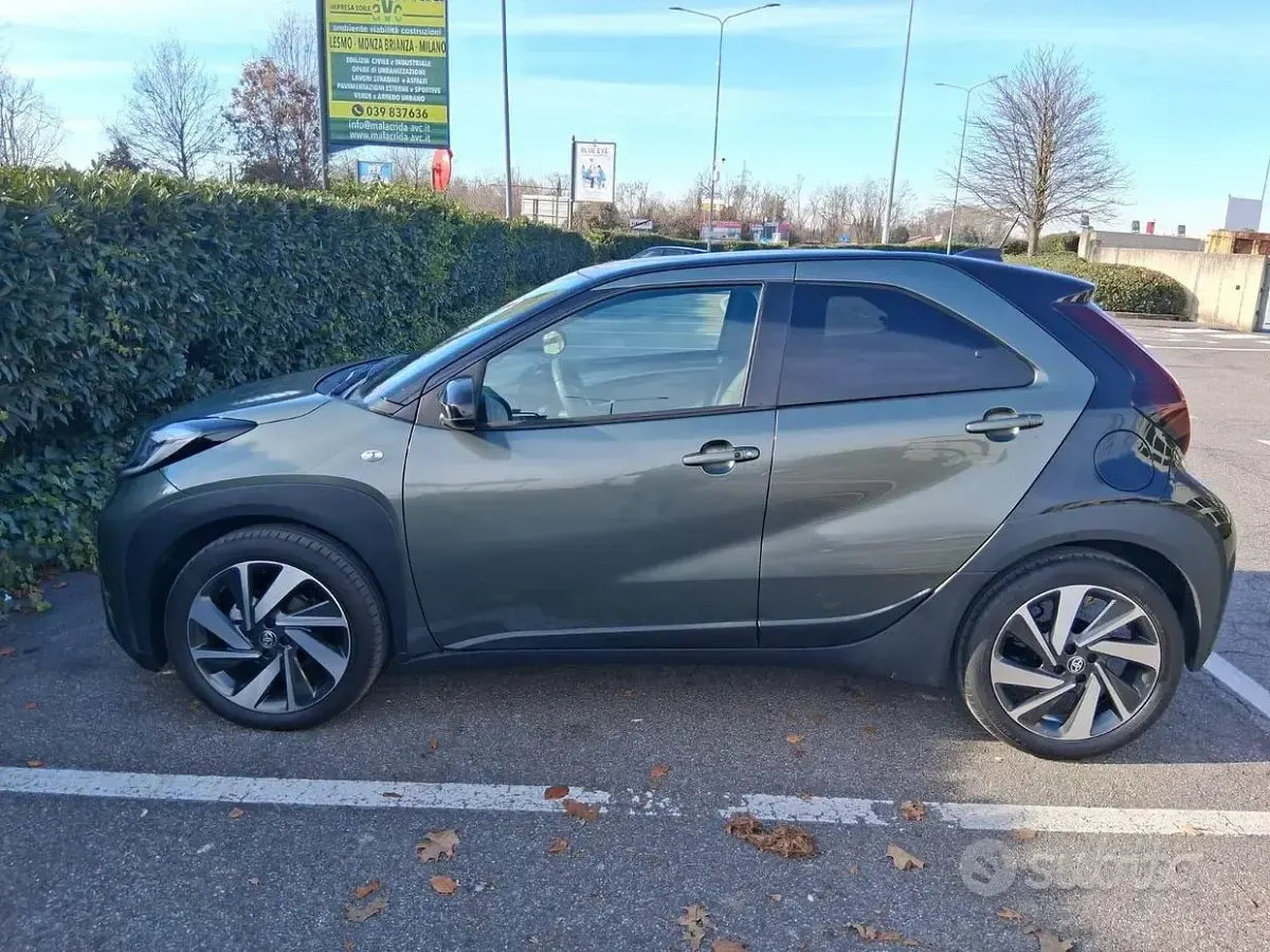Usata Toyota Aygo X Lounge 72 CV (52 kW) 2024 SUV