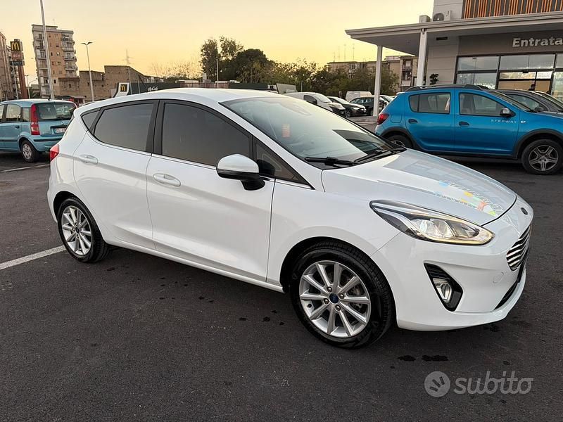 Usata Ford Fiesta Titanium 75 CV (55 kW) 2019 Bianco Berlina
