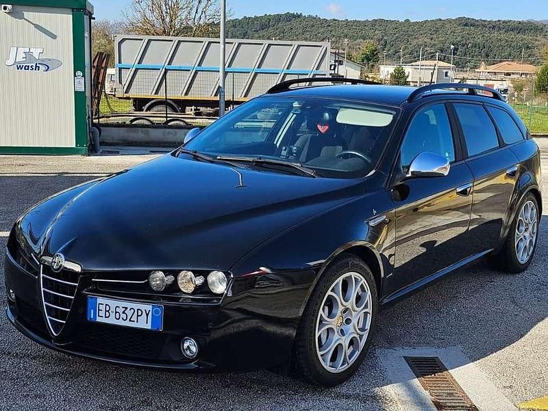 Brugt Alfa Romeo 159 Distinctive 200 HK (147 kW) 2010 Sort Stationcar