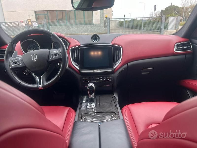 Usata Maserati Ghibli 430 CV (316 kW) 2018 Grigio Berlina