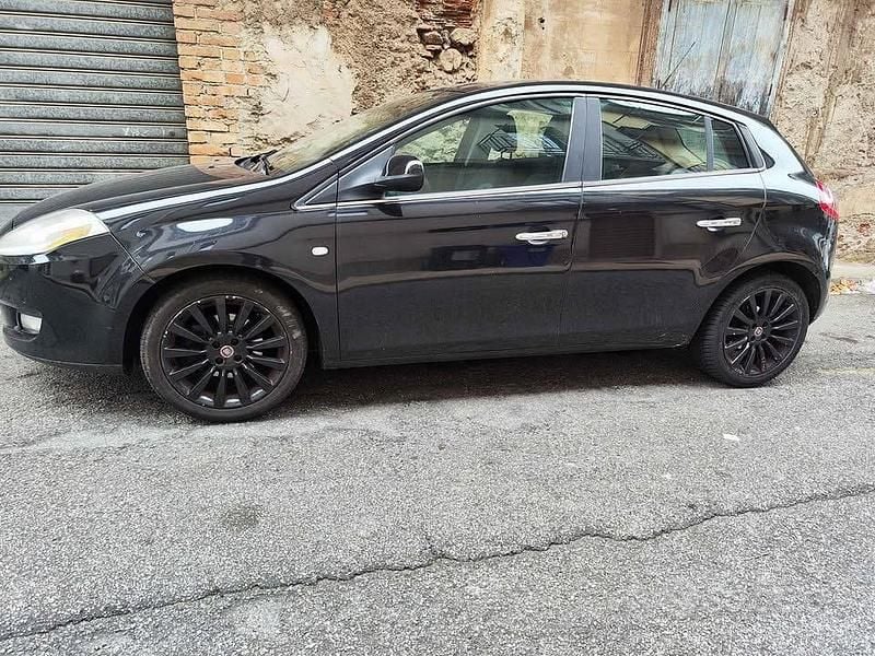 Usata Fiat Bravo 120 CV (88 kW) 2010 Nero Utilitaria