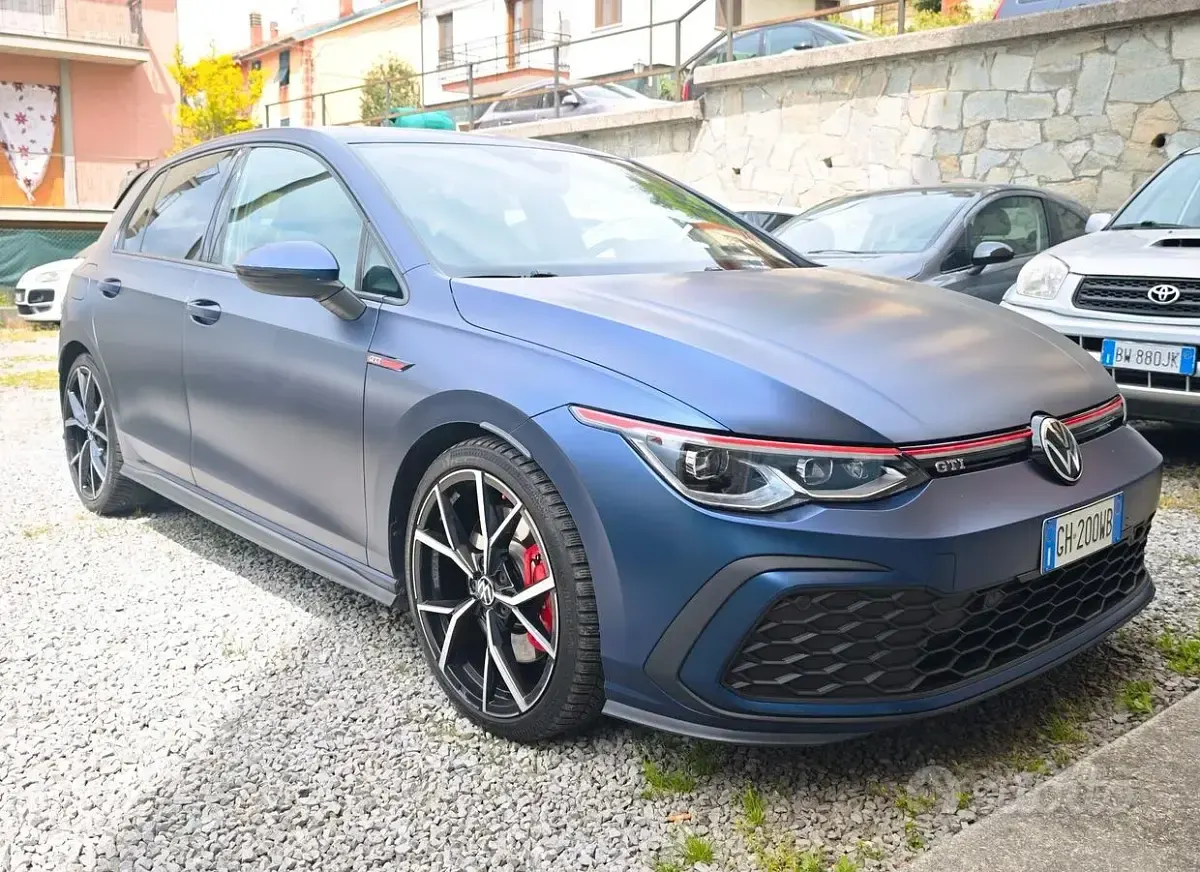 Usata VW Golf VIII GTI 245 CV (180 kW) 2022 Blu Berlina