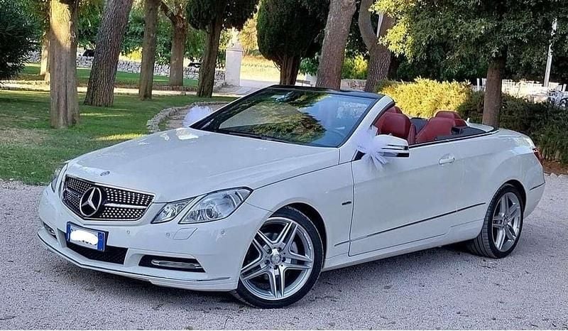 Usata Mercedes E220 Avantgarde 170 CV (125 kW) 2011 Bianco Cabrio
