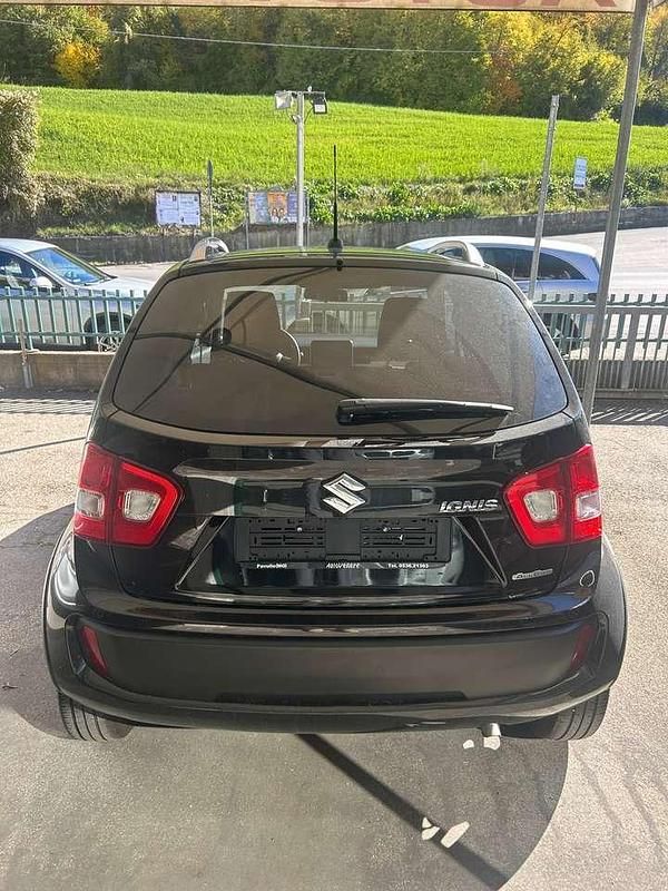 Usata Suzuki Ignis 90 CV (66 kW) 2017 Rosso Utilitaria