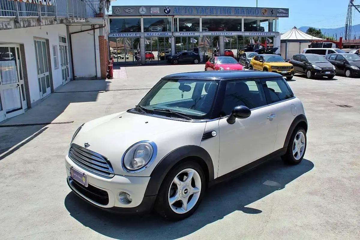 Usata Mini Cooper D Chili 109 CV (80 kW) 2008 Utilitaria