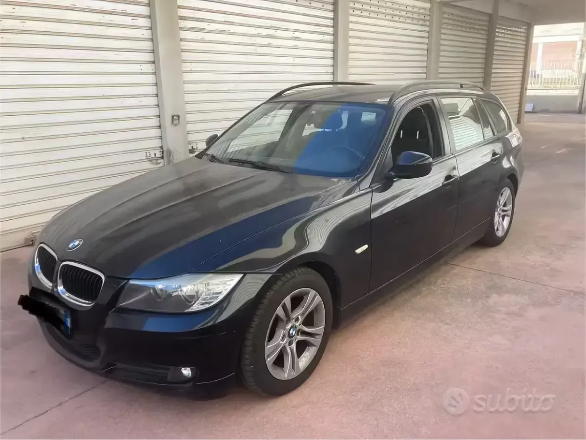 Usata BMW 318 143 CV (105 kW) 2009 Nero Station wagon