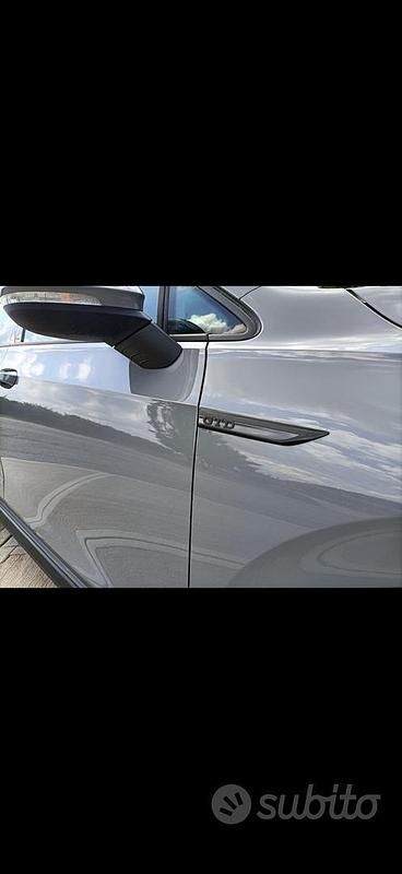 Usata VW Golf VIII GTD 200 CV (147 kW) 2021 Grigio Utilitaria