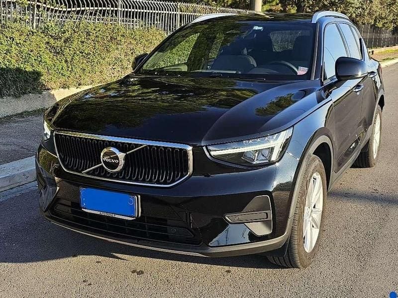 Usata Volvo XC40 Core 163 CV (119 kW) 2023 Nero SUV