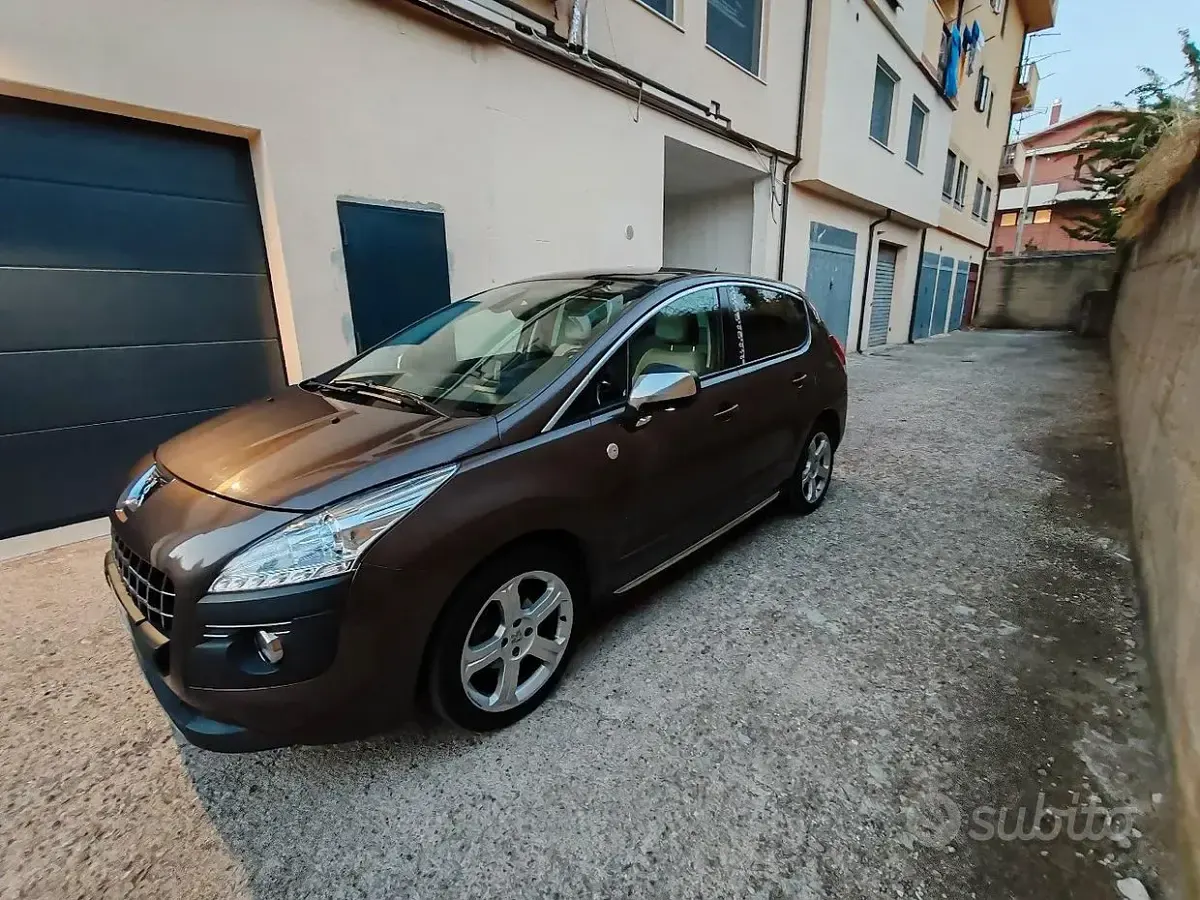Usata Peugeot 3008 115 CV (84 kW) 2013 Station wagon