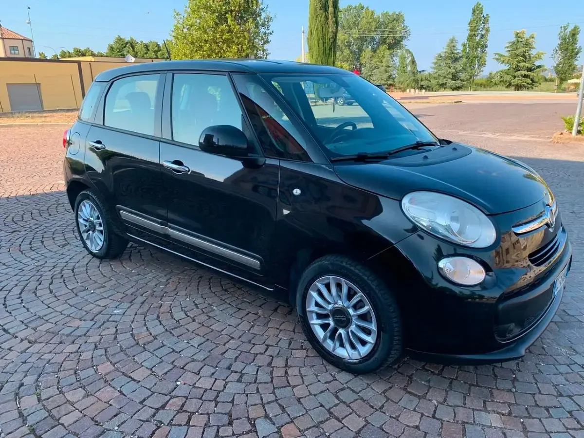 Usata Fiat 500L Lounge 84 CV (61 kW) 2015 Nero Monovolume