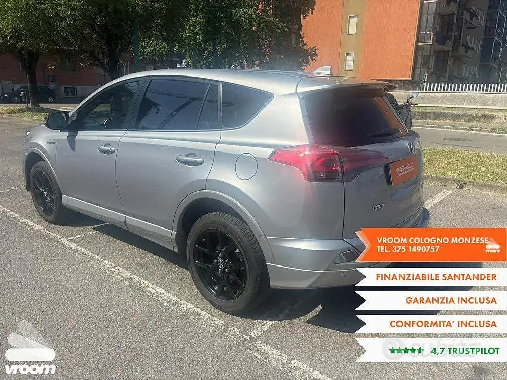Usata Toyota RAV4 Hybrid 155 CV (114 kW) 2018 Gray SUV