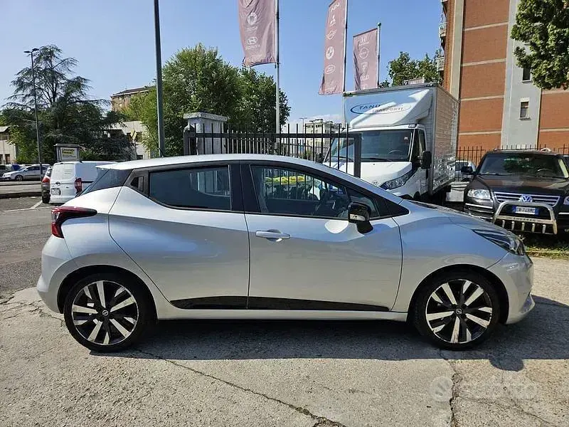 Usata Nissan Micra Acenta 71 CV (52 kW) 2017 Grigio Utilitaria