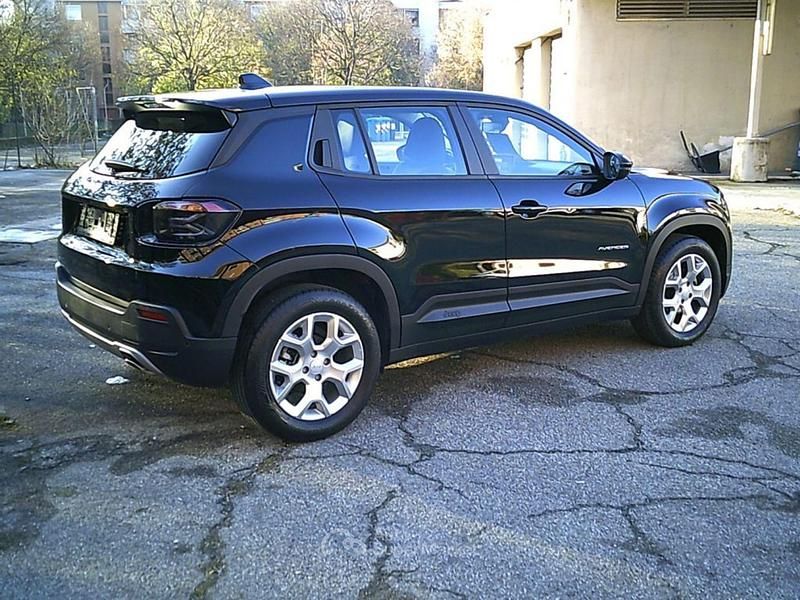 Usata Jeep Avenger Altitude 101 CV (74 kW) 2024 Nero SUV