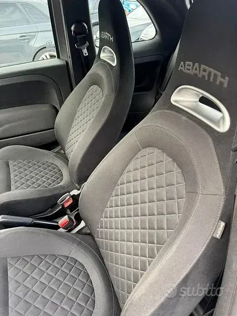 Usata Abarth 595 Turismo 165 CV (121 kW) 2021 Grigio Berlina