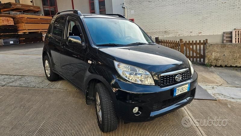 Nero Usata 2010 Daihatsu Terios SUV | 7900 € (Molto cara) - Immagine 1/4