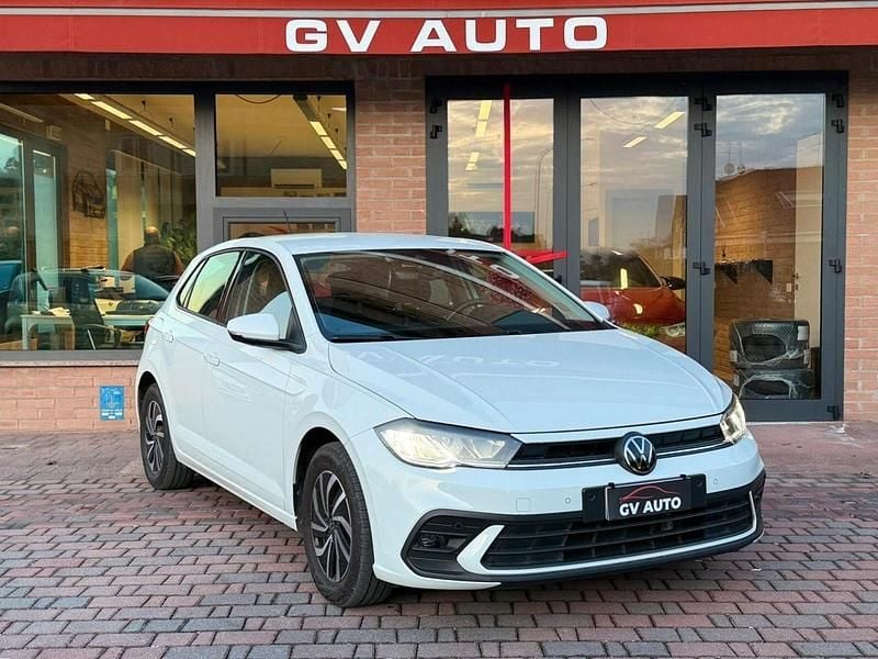 Bianco Usata 2023 VW Polo Berlina | 15.300 € (Super prezzo) - Immagine 1/4