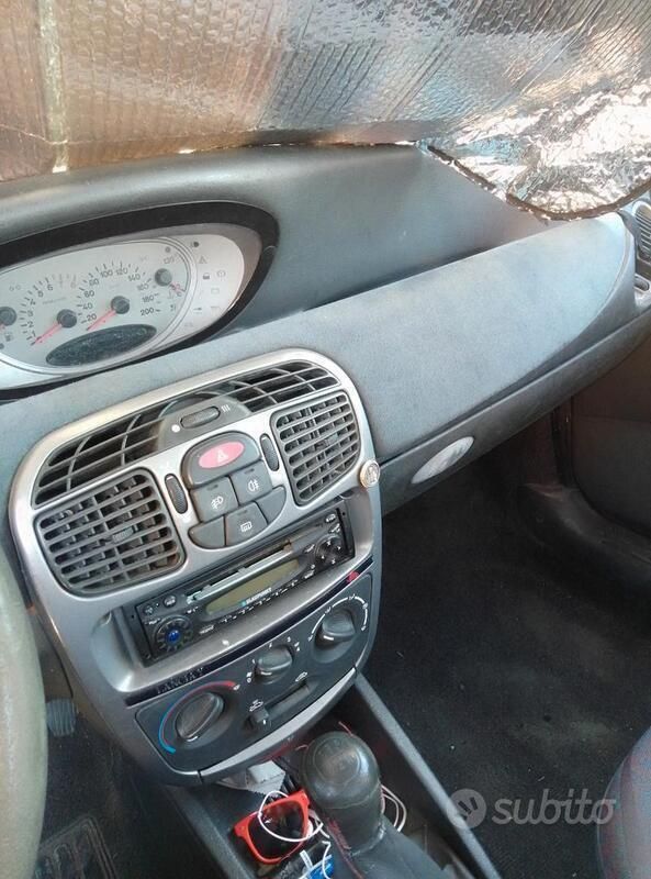 Usata Lancia Ypsilon 1998 Rosso Utilitaria