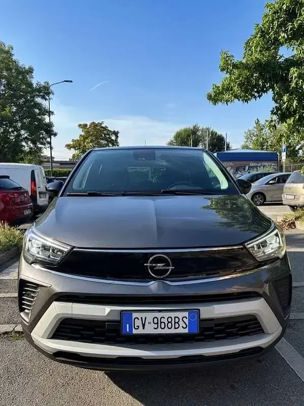 Usata Opel Crossland Elegance 131 CV (96 kW) 2024 SUV