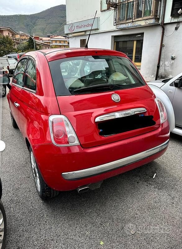 Begagnad Fiat 500 69 HK (50 kW) 2011 Röd Halvkombi