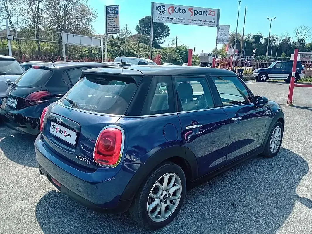 Usata Mini Cooper Business 116 CV (85 kW) 2017 Blu/azzurro Utilitaria