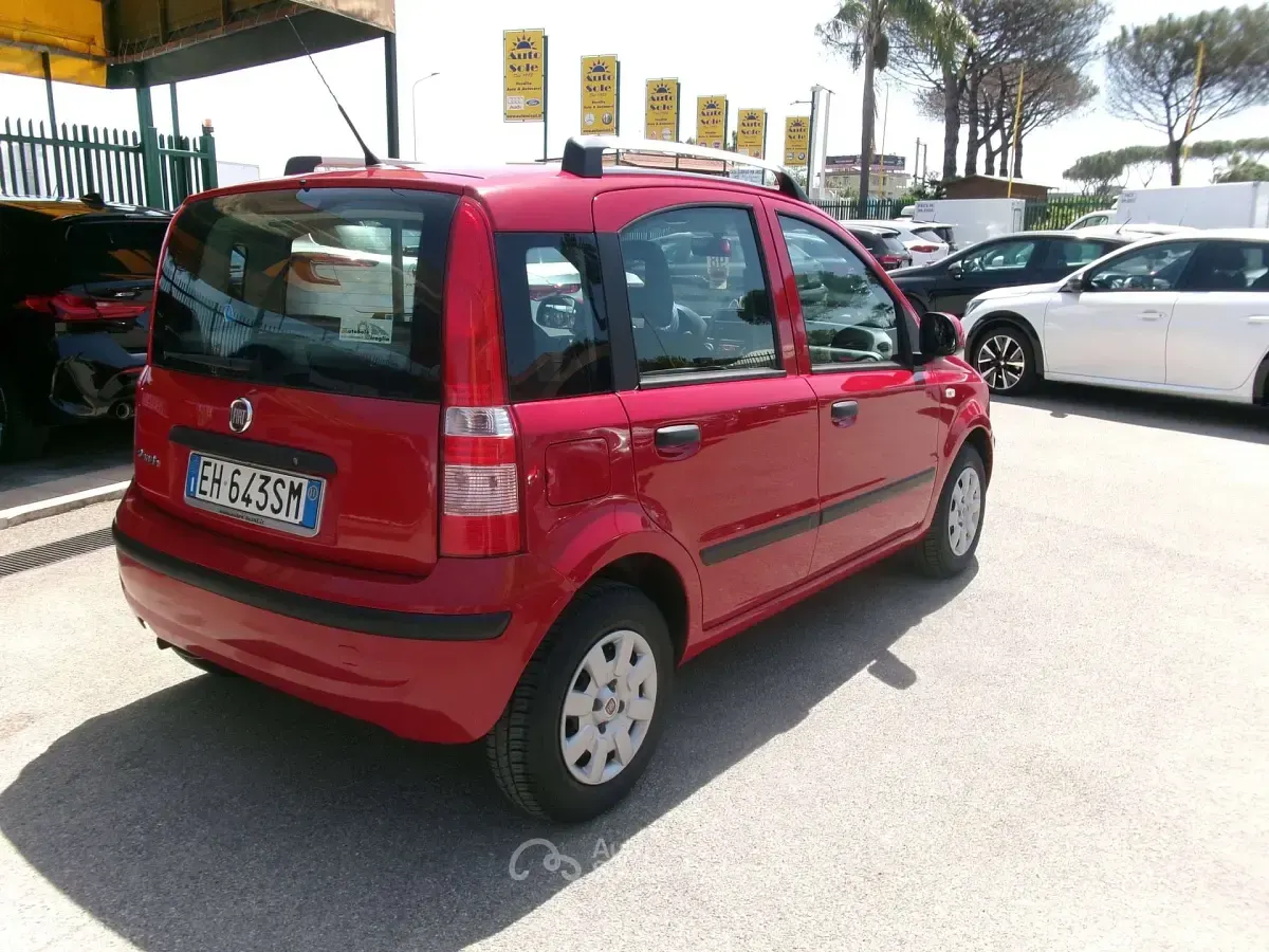 Usata Fiat Panda Dynamic 69 CV (50 kW) 2011 Rosso Utilitaria