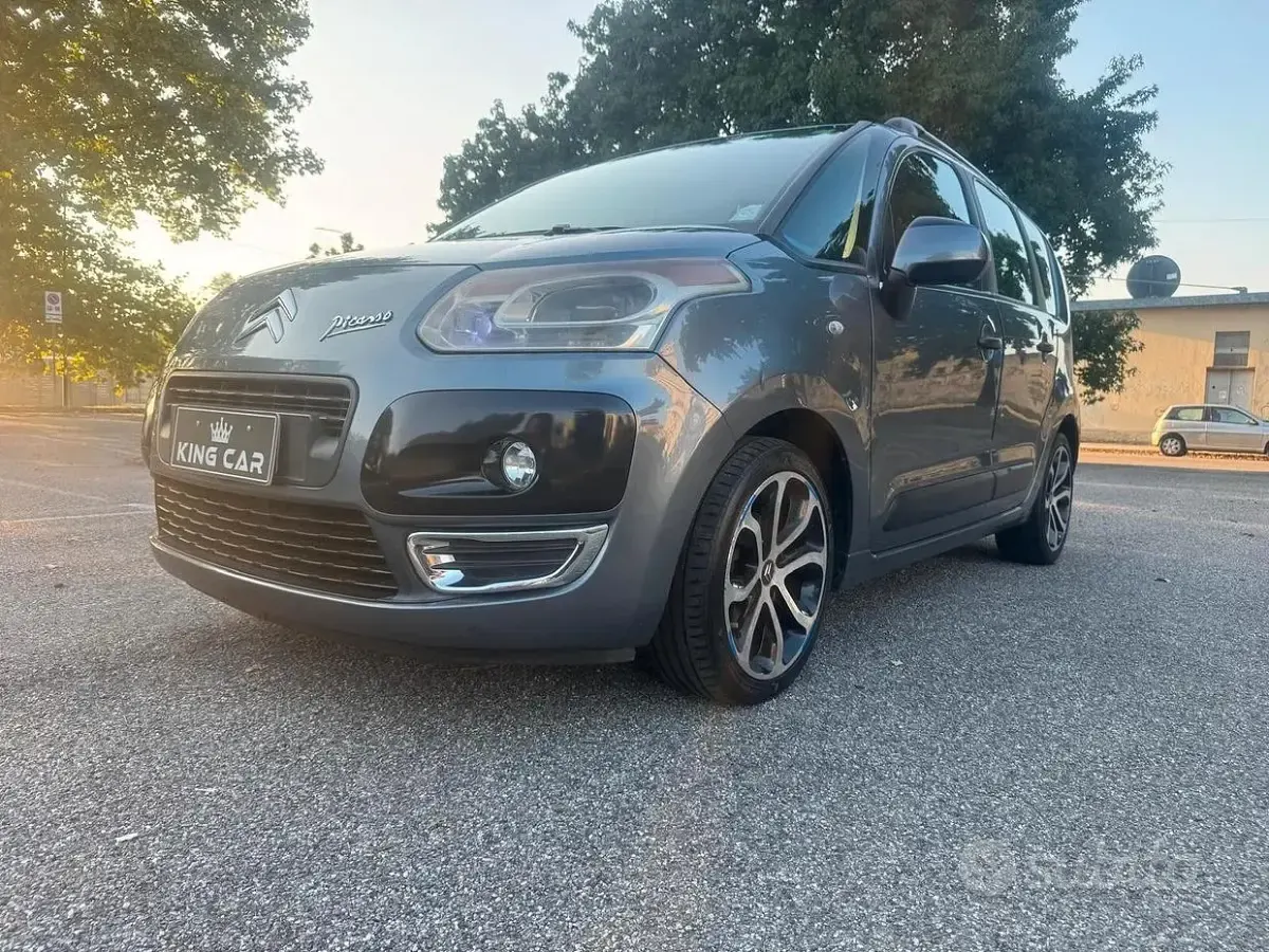 Usata Citroën C3 Picasso Exclusive 95 CV (69 kW) 2010 Grigio Monovolume