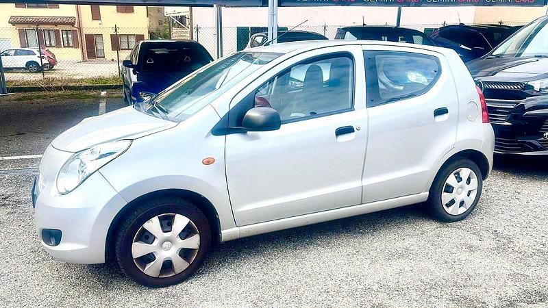 Usata Suzuki Alto 68 CV (50 kW) 2011 Grigio Utilitaria
