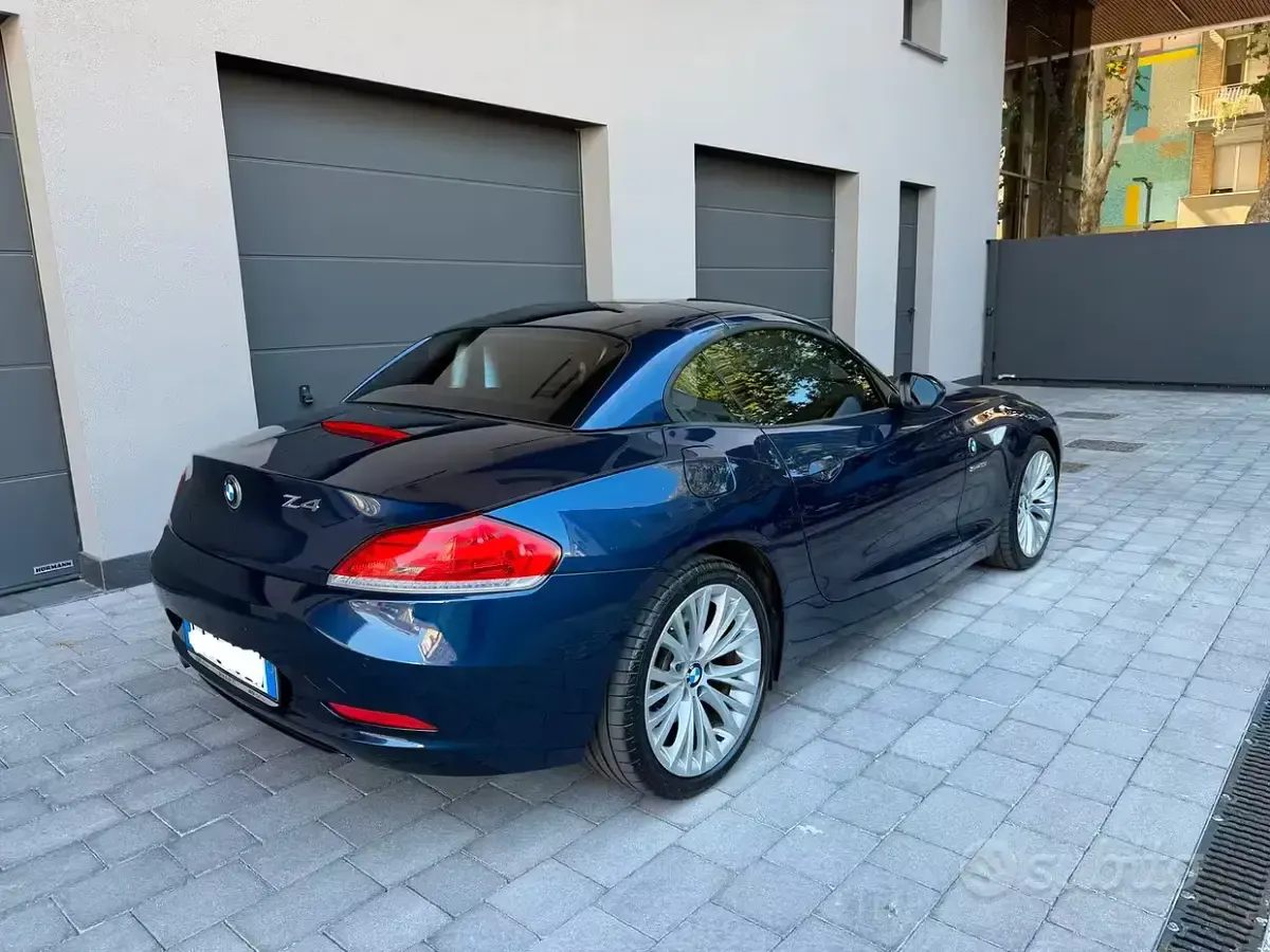 Usata BMW Z4 204 CV (150 kW) 2010 Bluazzurro Cabrio