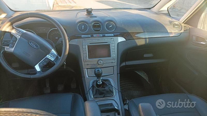 Usata Ford Galaxy 140 CV (102 kW) 2007 Blu Monovolume