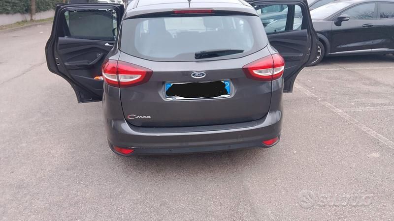 Usata Ford C-MAX 120 CV (88 kW) 2016 Monovolume
