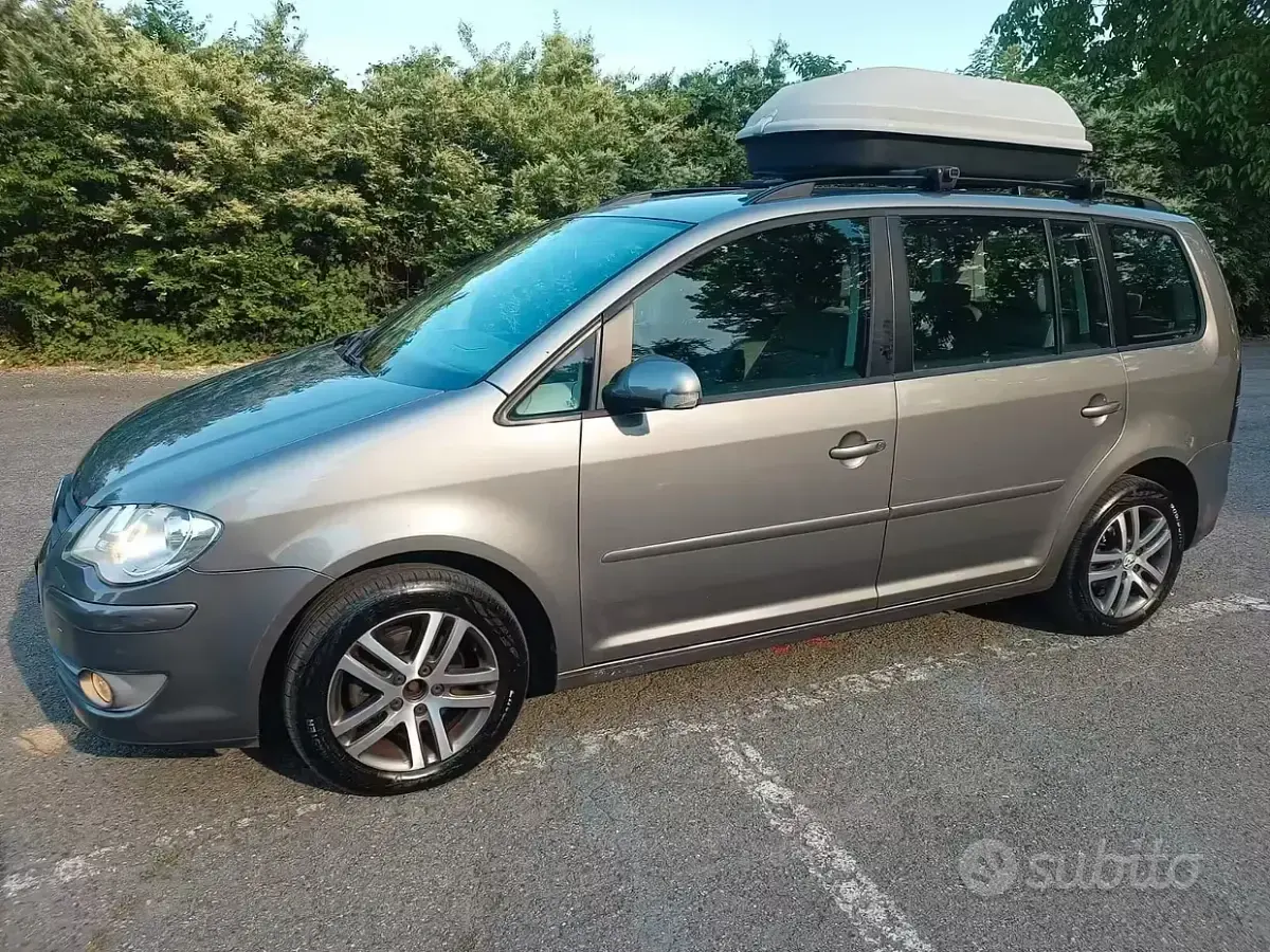 Usata VW Touran 109 CV (80 kW) 2008 Grigio Monovolume